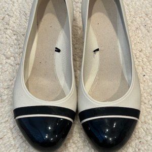 women's Crocs size 9W